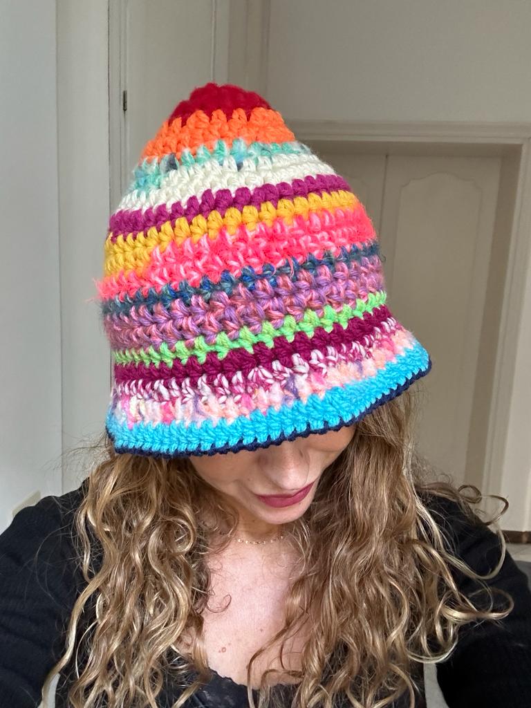 Cappello Mergellina alla pescatora colorato a righe